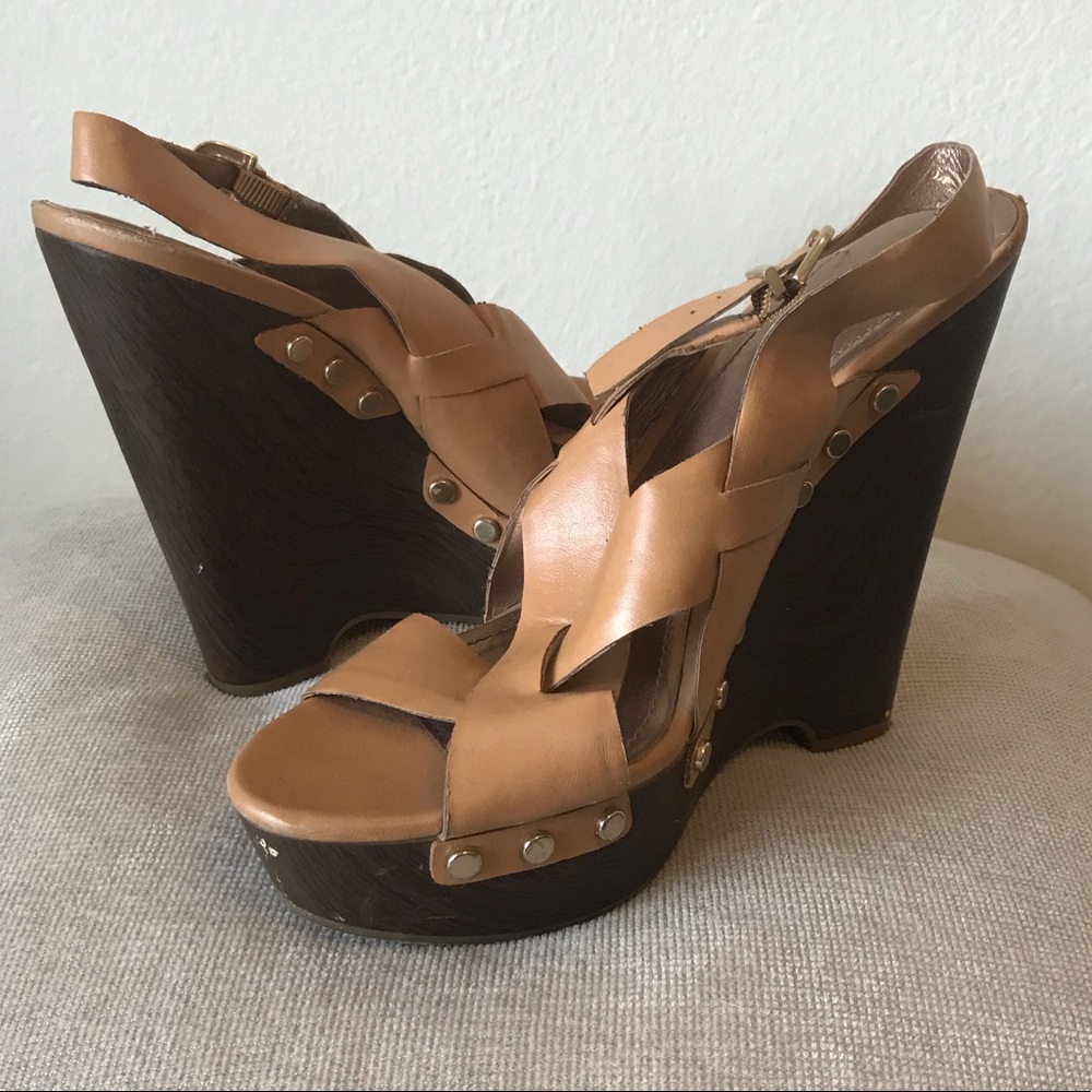 BCBG heels
